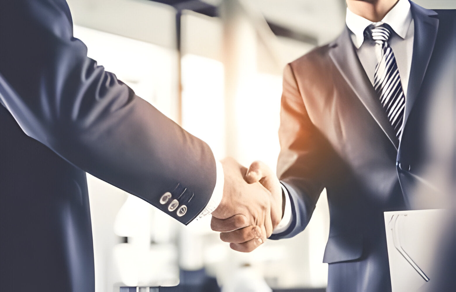 Get Glass Distribution Partners with Huni Badger to Unveil Exclusive High-End Products at Champs Trade Show