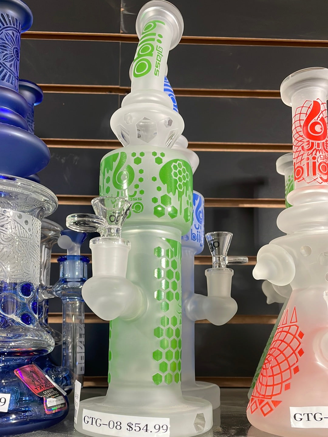 Bigoo- Frosted Medium Water Pipe 2