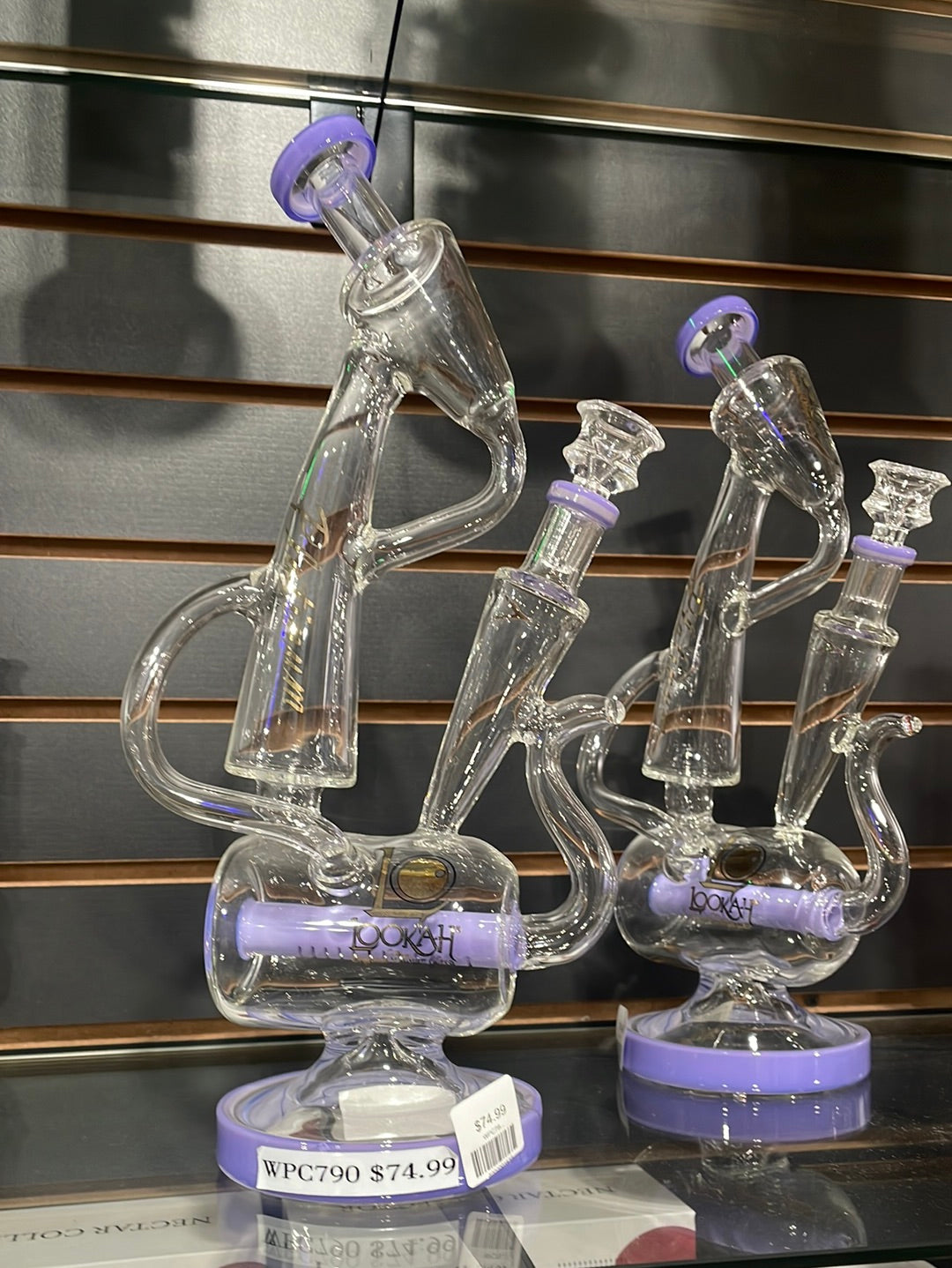 Lookah -  Sleek Water Pipe
