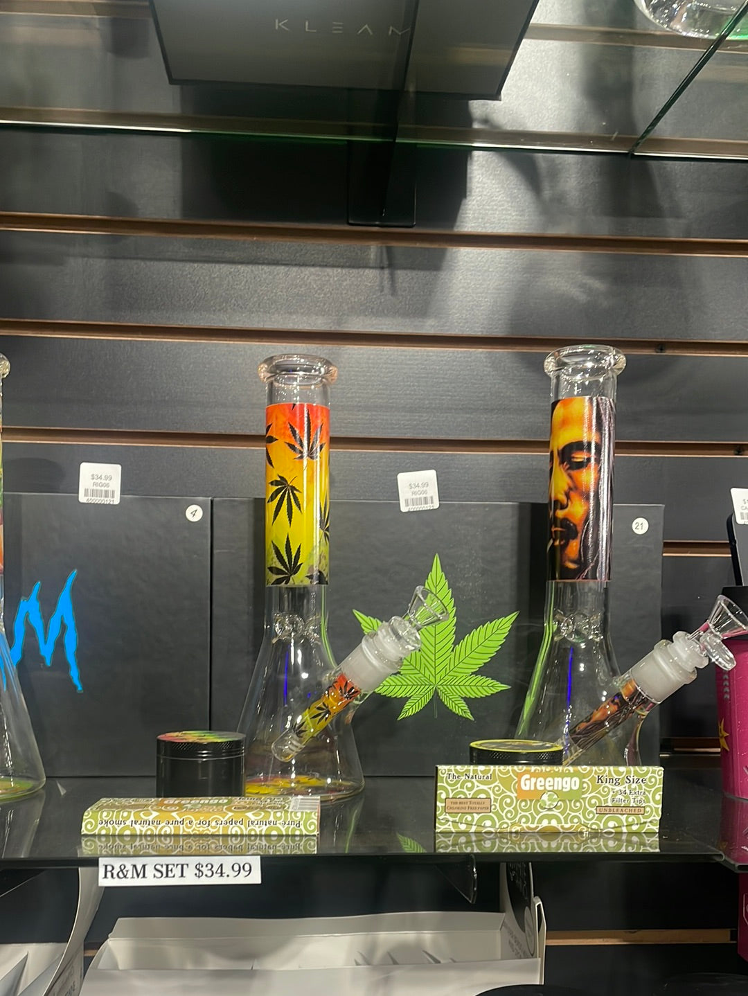 R&M-ALL-IN-ONE-BEAKER-WITH-PAERS-AND-GRINDER Main image