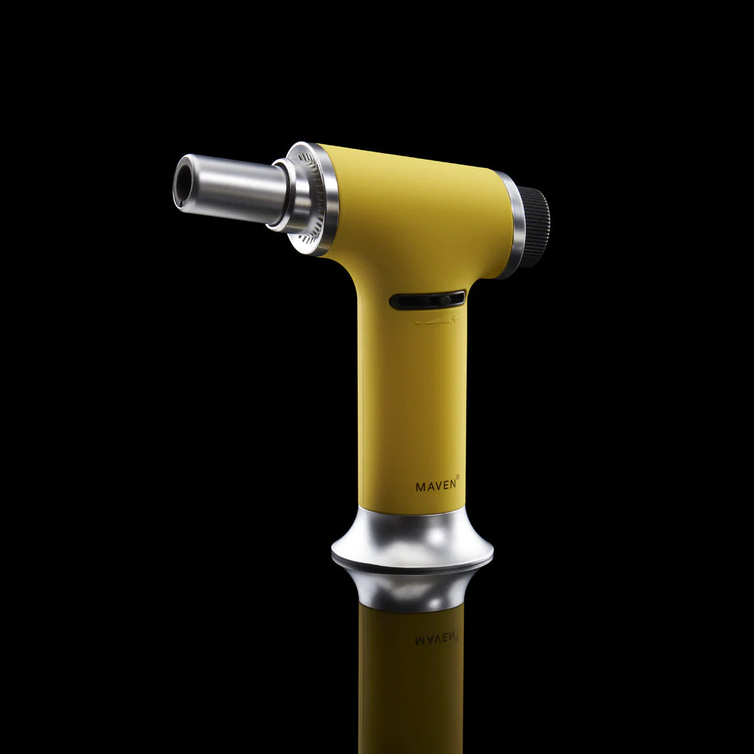 Black MAVEN TURBO lighter close-up