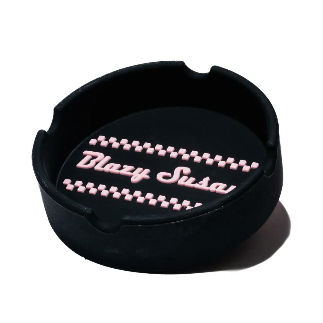Blazy Susan - Classic Ashtray with wordmark | BZAT01