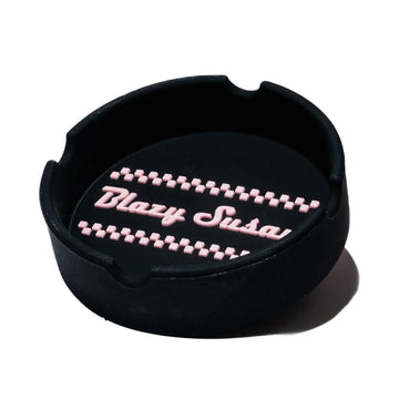 Blazy Susan - Classic Ashtray with wordmark | BZAT01