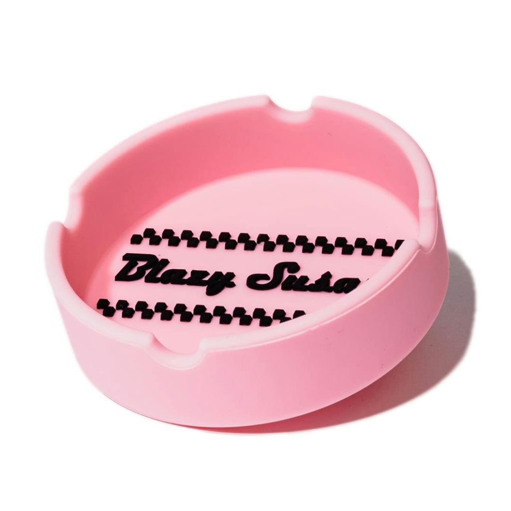 Blazy Susan - Classic Ashtray with wordmark