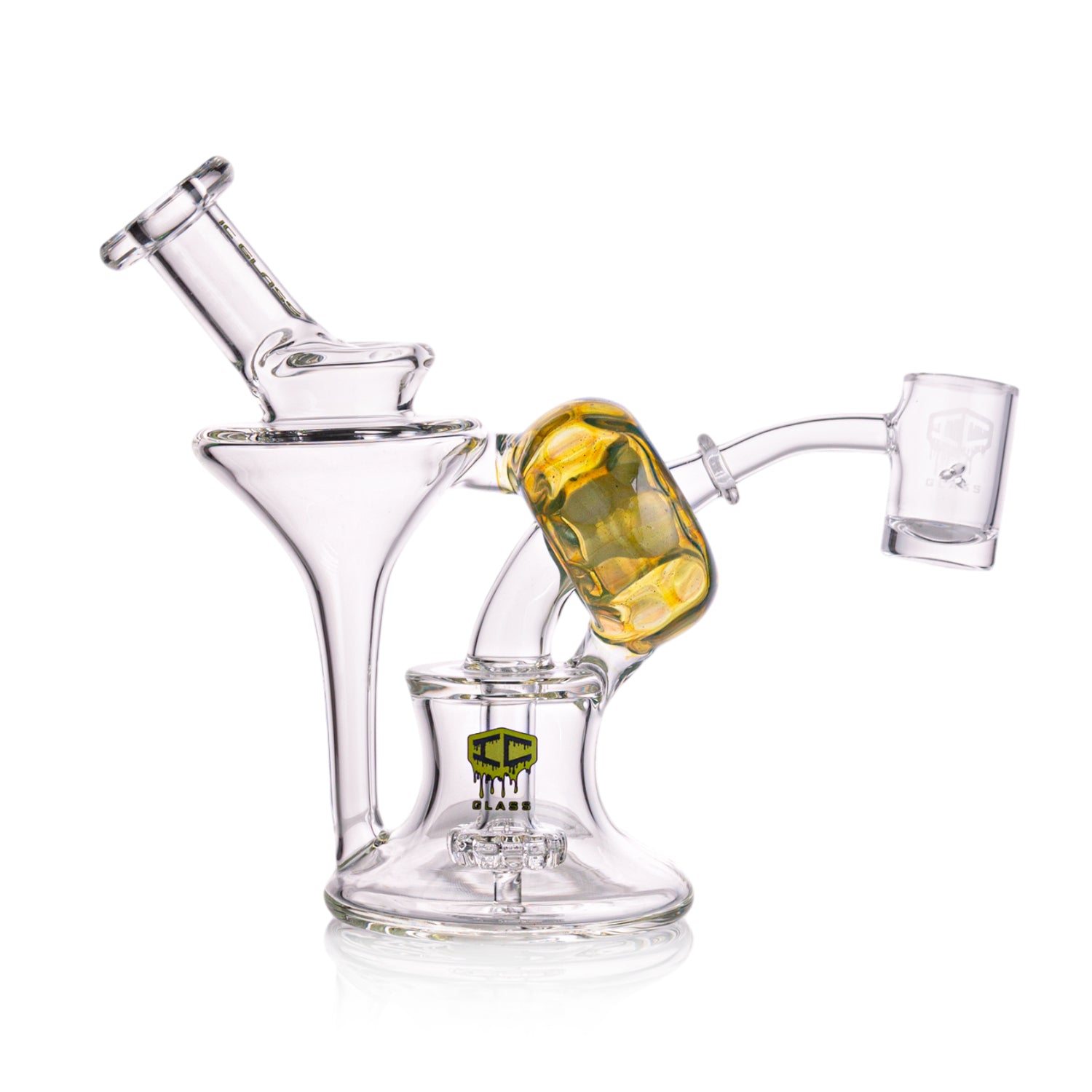 Close-Up of 45° Quartz Banger on Donut Recycler Dab Rig