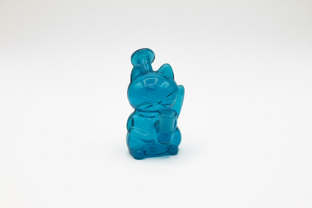 Girly Hello Kitty dab rig for smoke shops and collectors