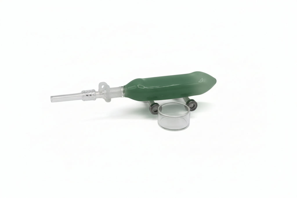 Unique dab straw with skateboard design and dish